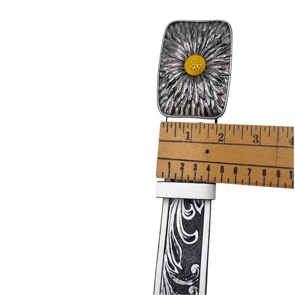 \'Daisy\' me rollin\' type of belt - embossed faux leather - boho western look main image 4